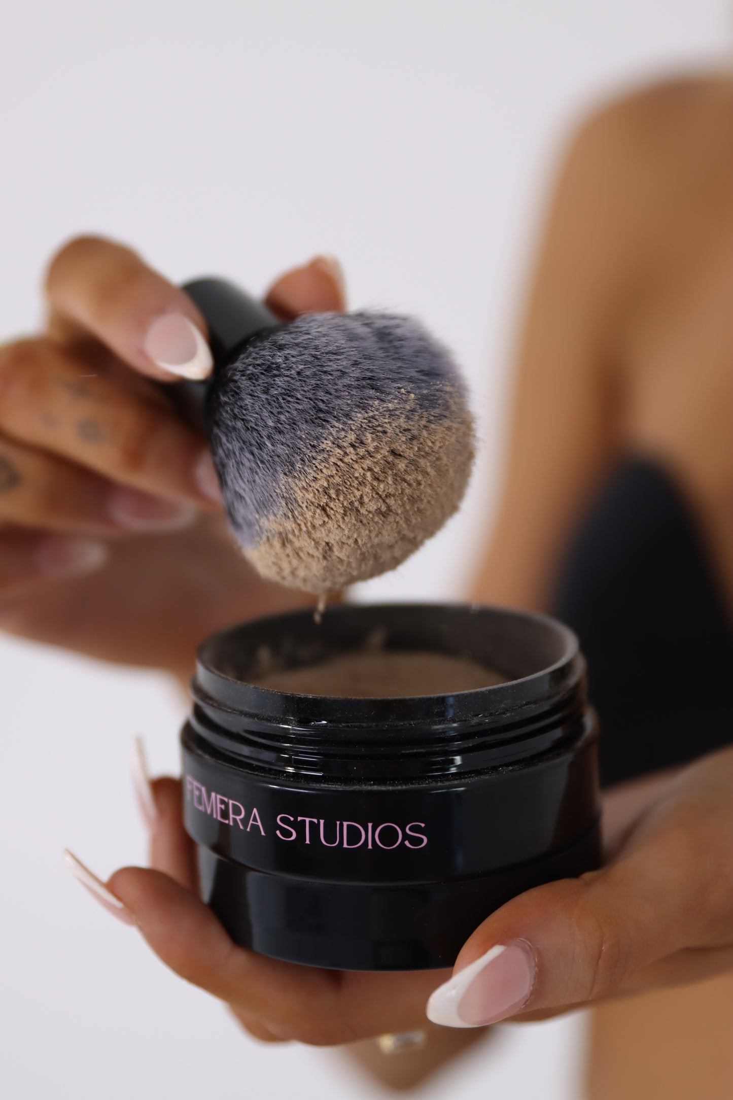 Shimmer Dry Tan Powder